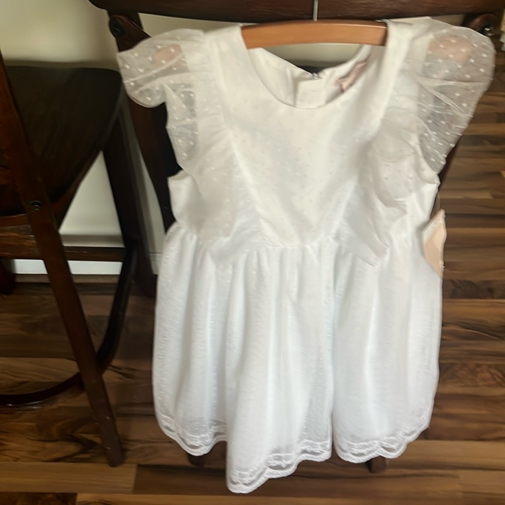 Beautiful never worn white formal girls dress